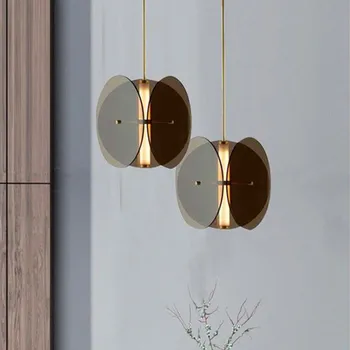 Модерен Засводени Окачен Лампа Таванско помещение Скандинавски дизайн стъклена окачена лампа за Трапезария Кухня Домашен Индустриален Декор на домашен светлина